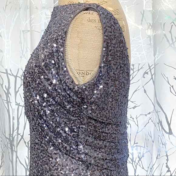 Badgley Mischka blue sequin sleeveless high neck low V open back long gown dress - Picture 8 of 16